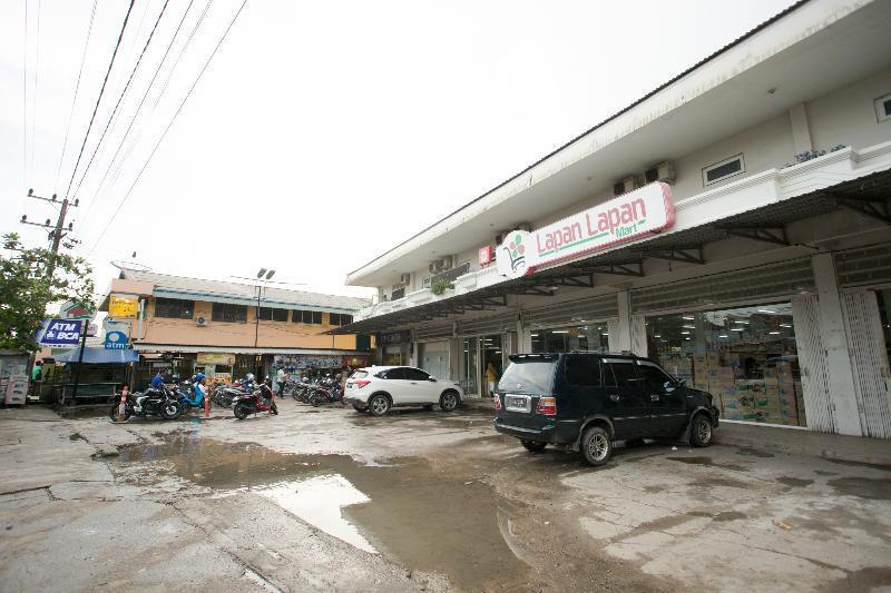 ホテル Oyo 850 ラパン ラパン バンジ ャ ルマシン エクステリア 写真